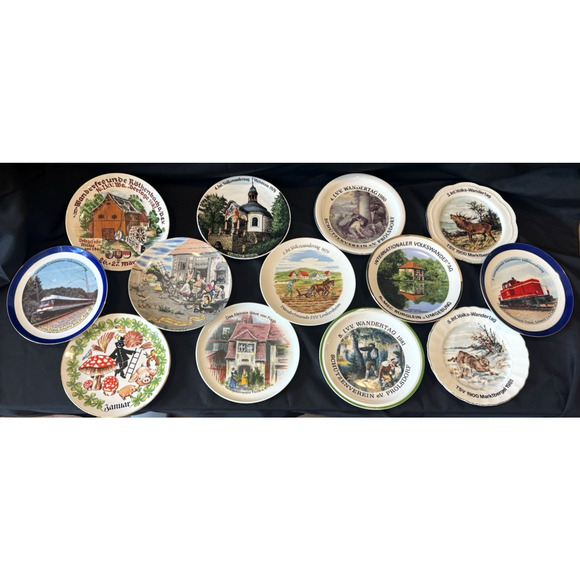 Vintage German Collector Plates Lot 13 Plates 7 1/2" Wandertag Animals Travel - Picture 1 of 9